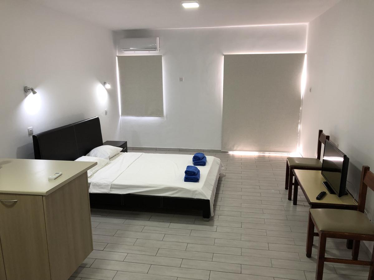 Kasapis Apts Larnaca Eksteriør billede