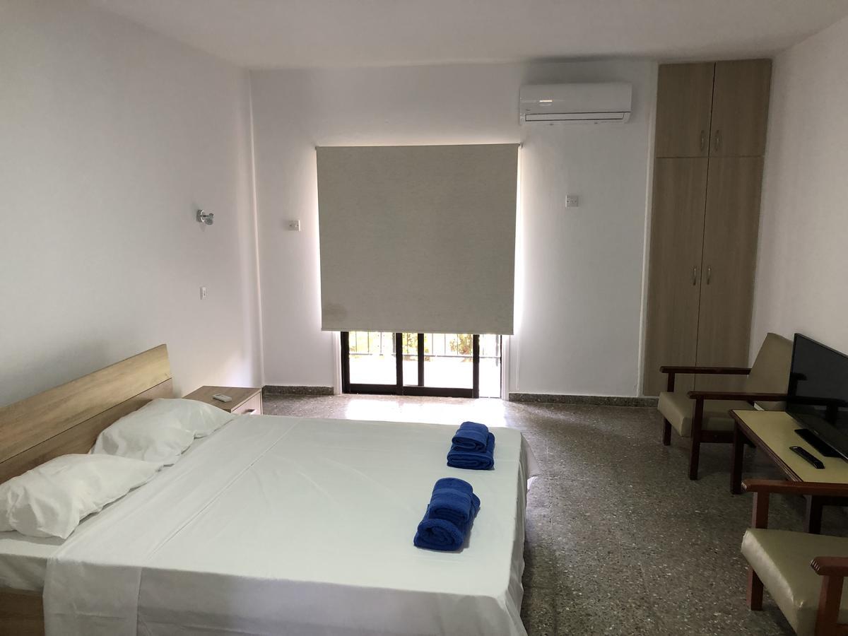 Kasapis Apts Larnaca Eksteriør billede