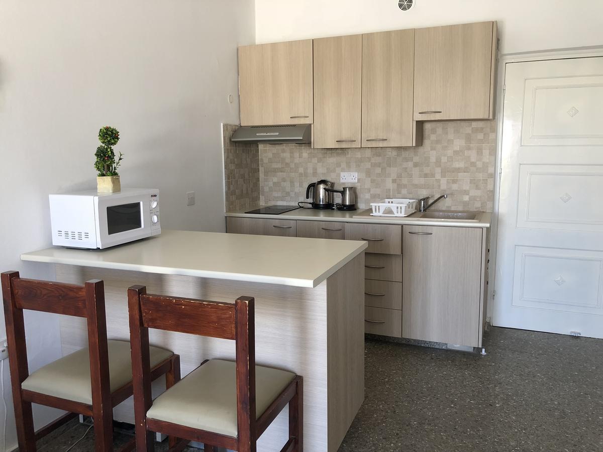 Kasapis Apts Larnaca Eksteriør billede