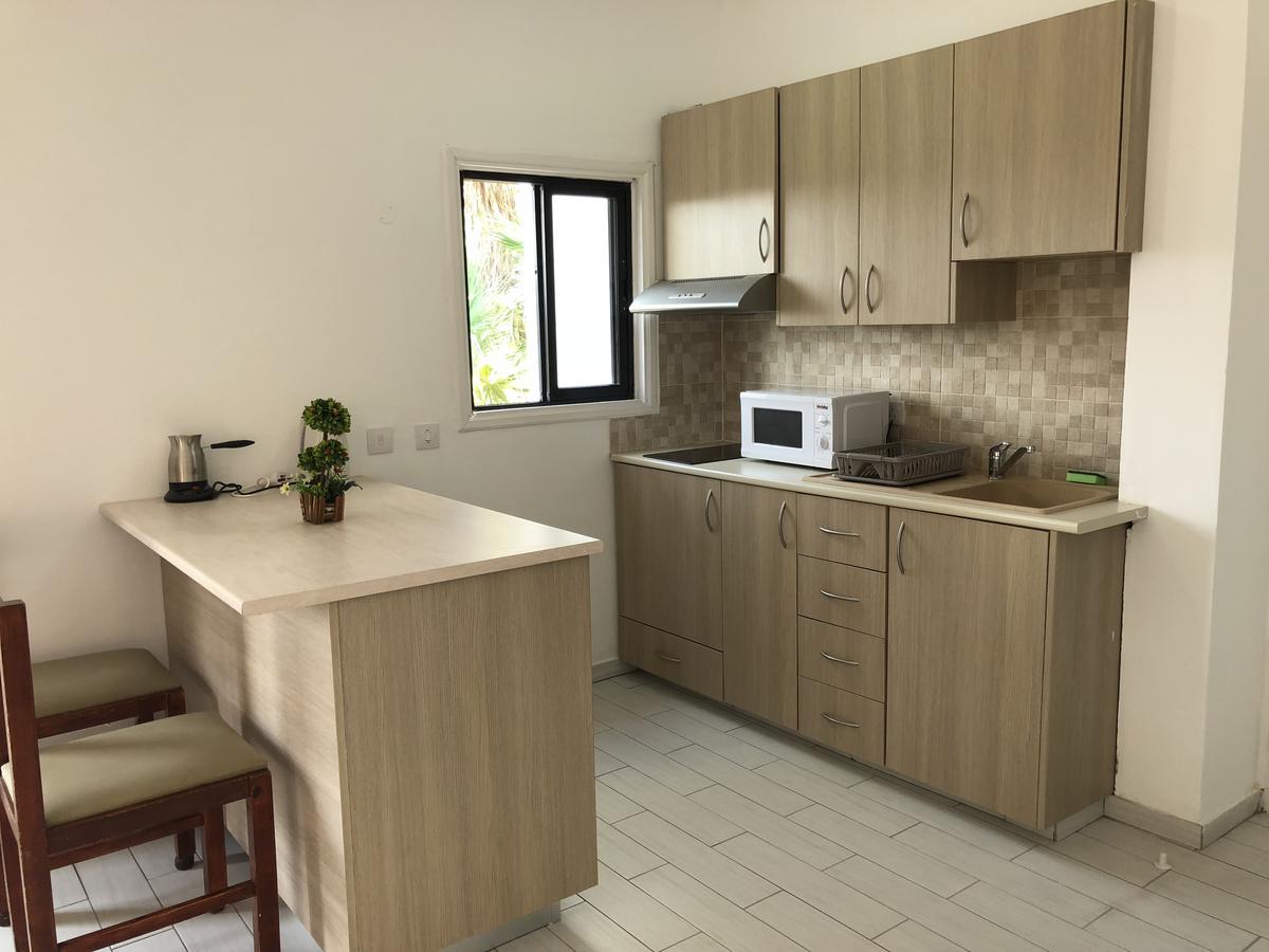 Kasapis Apts Larnaca Eksteriør billede